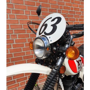 Number Plate 'Six Days', Preston Petty plastic white, ready to mount with black stainless steel brackets, for original headlight brackets, tilt +/-.