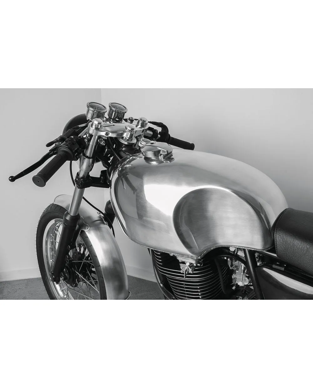Daytona GoldStar Aluminium Fuel Tank approx. 20l including Locking Gas Cap Snap type